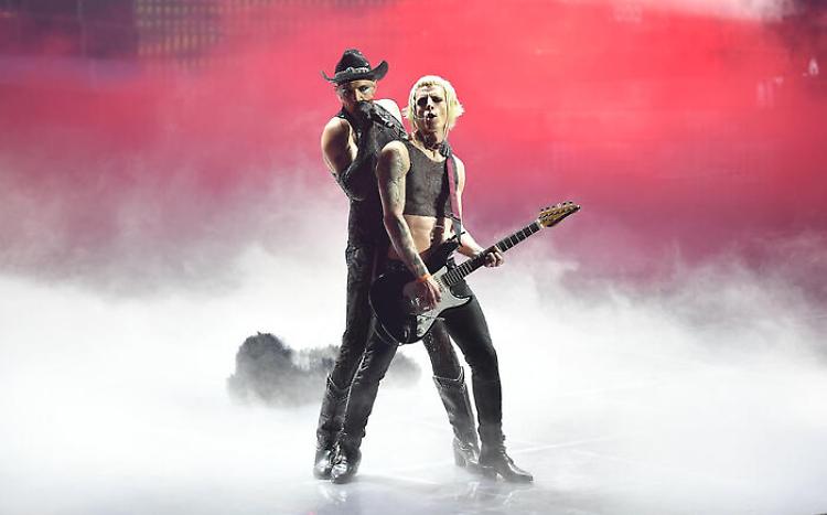 Eurovision: Achille Lauro dà la scossa, ma resta fuori dalla finale