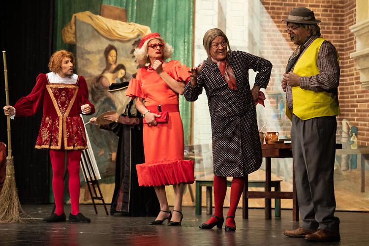 I Legnanesi presentano lo spettacolo "Ridere"