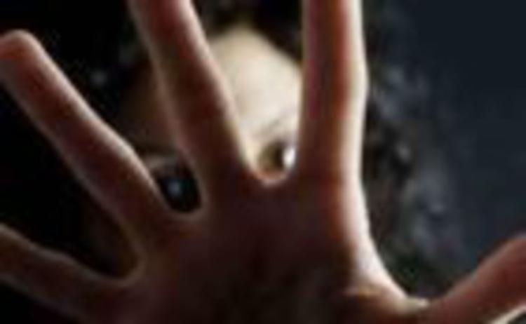Minaccia l'ex fidanzata e la mamma di lei: divieto di avvicinamento