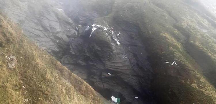Trovati 14 corpi e il relitto dell'aereo precipitato in Nepal