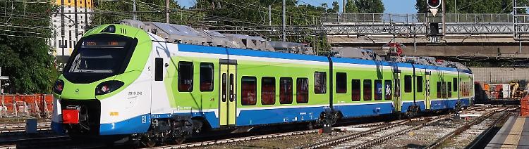 Treni, i biglietti e gli abbonamenti si pagano a rate