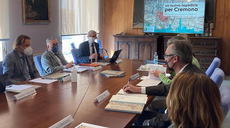 Nuovo ospedale, presto un incontro con le categorie economiche del territorio