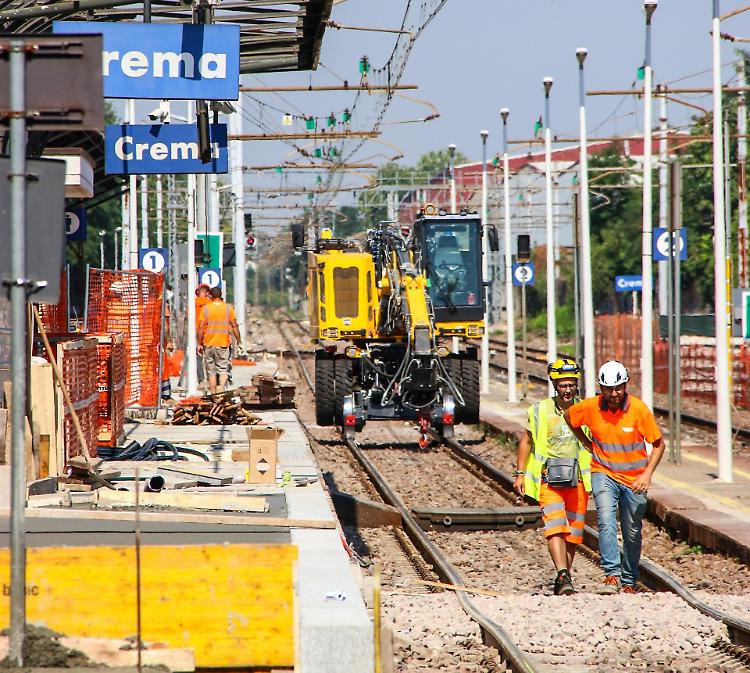 Treni, il sottopasso prende forma