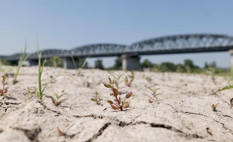Siccità: in Lombardia deficit acqua del 60% rispetto alla media