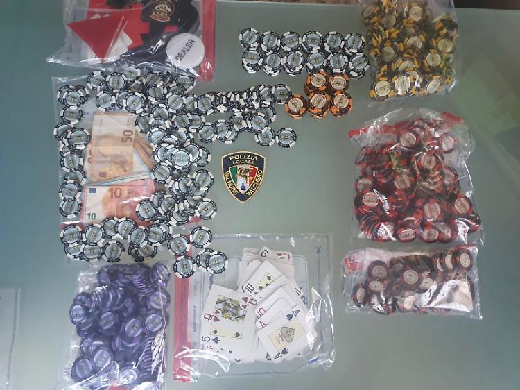Poker illegale, scacco alla bisca clandestina frequentata da cremonesi