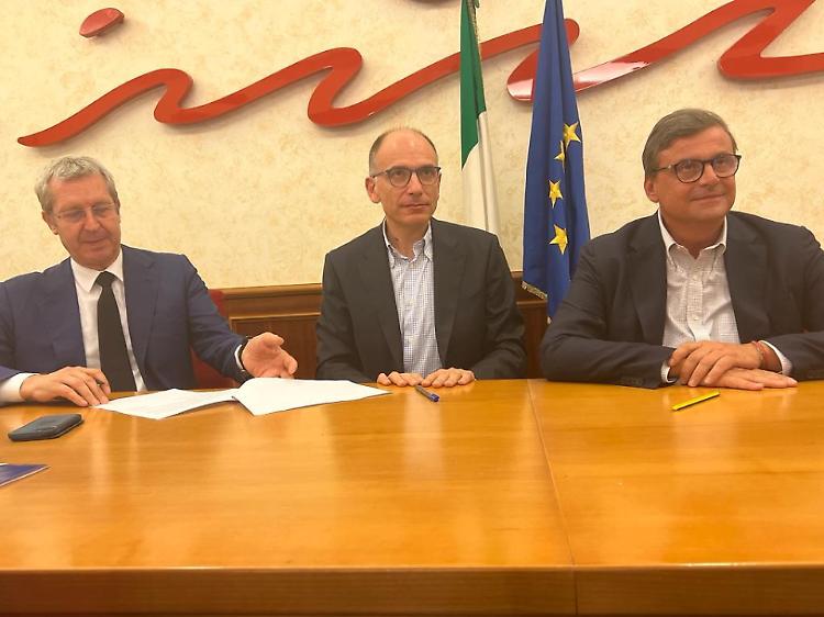 Centrosinistra: «L’accordo è positivo. Guardiamo all’Ulivo»