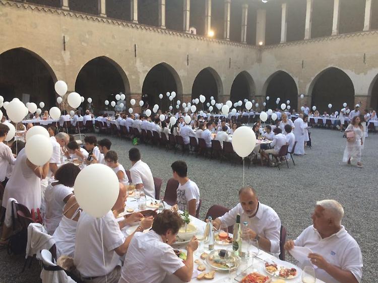 Cena in Bianco - Unconventional Dinner  2022