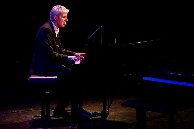 Claudio Baglioni, "Dodici note solo bis" a Cremona il 14 gennaio