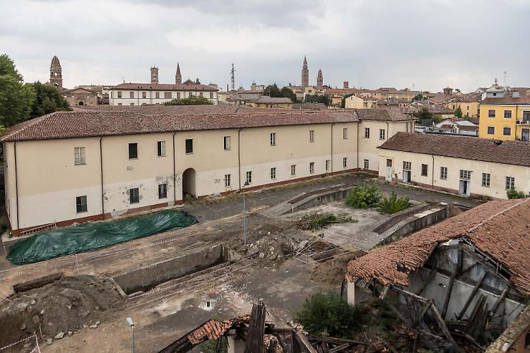 Ex caserma Manfredini, al via i carotaggi in vista della bonifica dell'area
