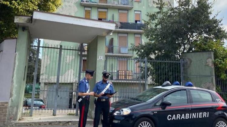 Caseggiato di via Sgazzini, due persone denunciate per furto di energia elettrica