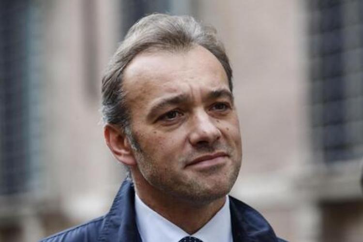 Richetti, accuse di molestie. Azione: lui parte lesa
