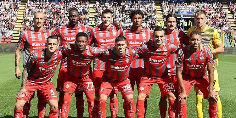 Calcio. Oleificio Zucchi partner istituzionale della Cremonese