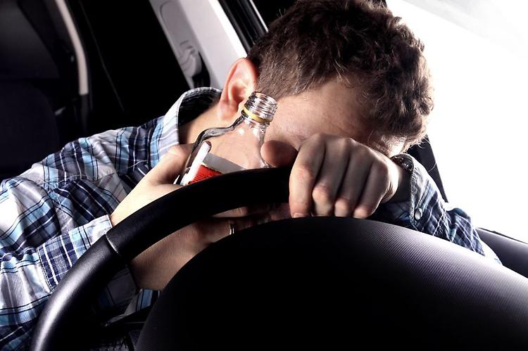 Droga e abuso di alcol: denunce, segnalazioni e patenti ritirate