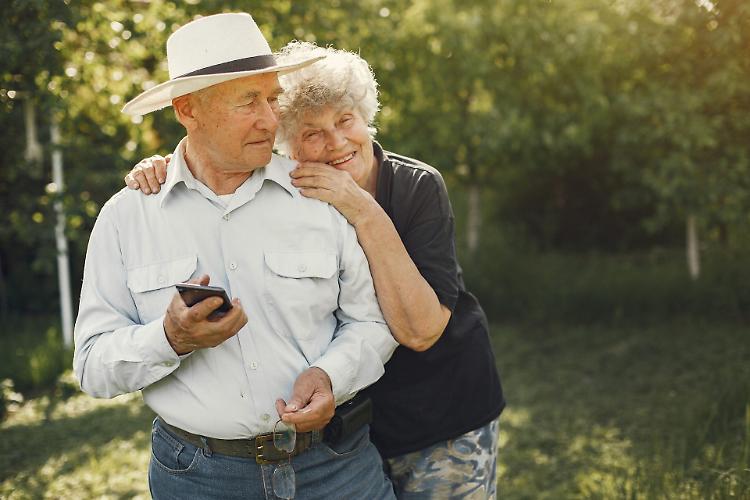 Festa dei nonni, Anpa: servono provvedimenti e maggiore attenzione per i nostri anziani