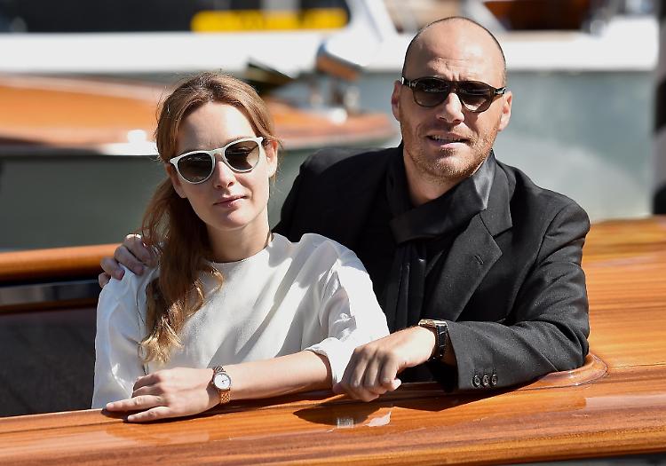 Cristiana Capotondi: io e Andrea Pezzi separati ma vicini