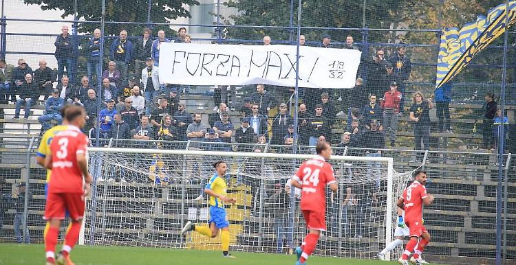 Marinelli, il grande affetto dei tifosi della Pergolettese per il presidente