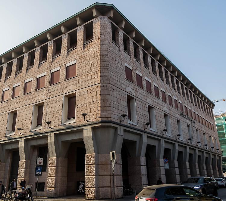 Banca d’Italia venduta, la «fortezza» si apre: appartamenti e verde