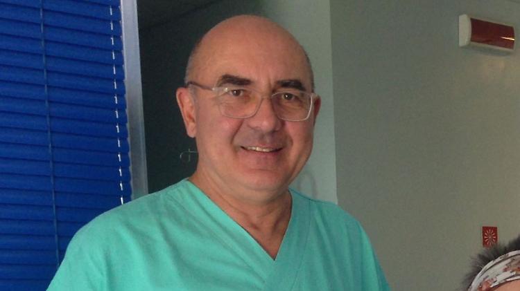 Il medico: «Non accetterò la medaglia della discordia»