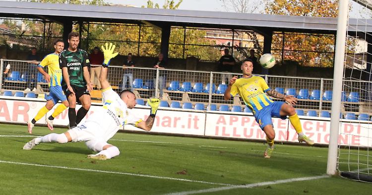 Calcio. Pergolettese