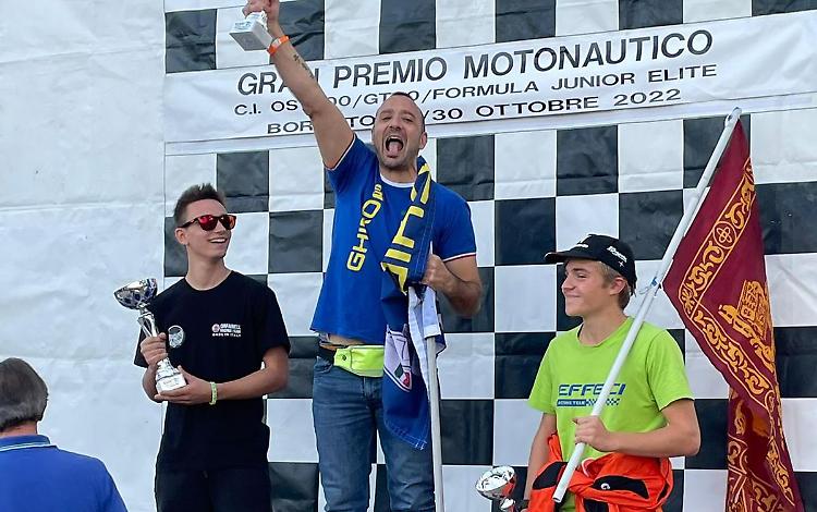Troglio, vittoria per Mattia: «Ho corso con la sua barca»