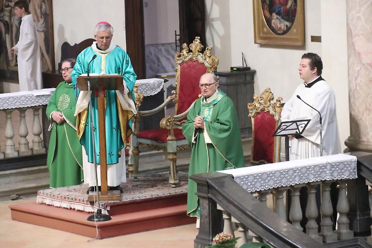 Festa del Ringraziamento, il vescovo in Duomo: 