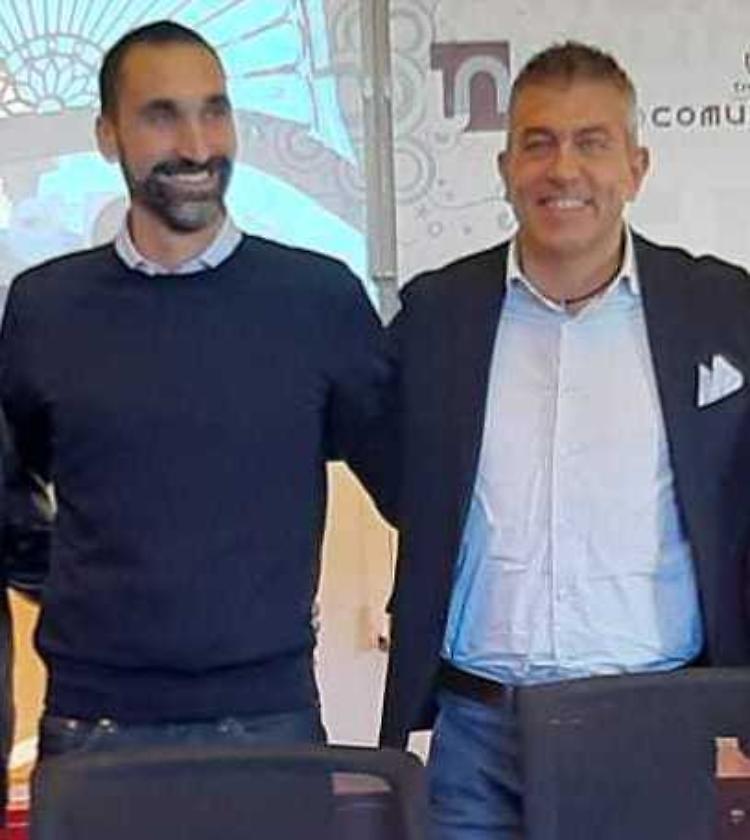 La fuga dalla Lega: «Addio per ambizioni personali»