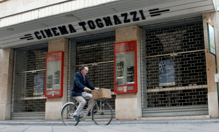 «Il Cinema Tognazzi riaccenda le luci, la città lo merita»