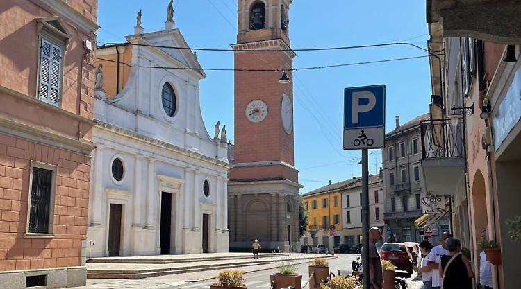 Don Angelo  apre alla comunità islamica