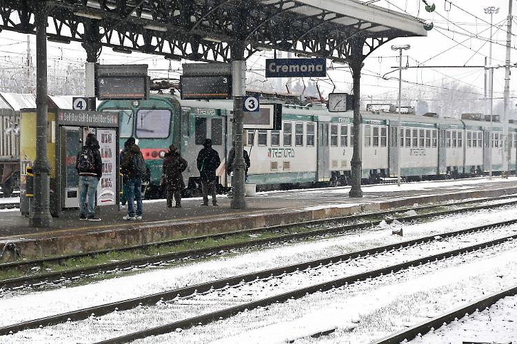 Treni, c'è il piano neve e gelo