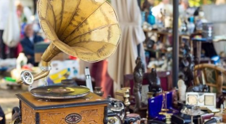 Ritorna il mercatino dell' antiquariato di Castelleone