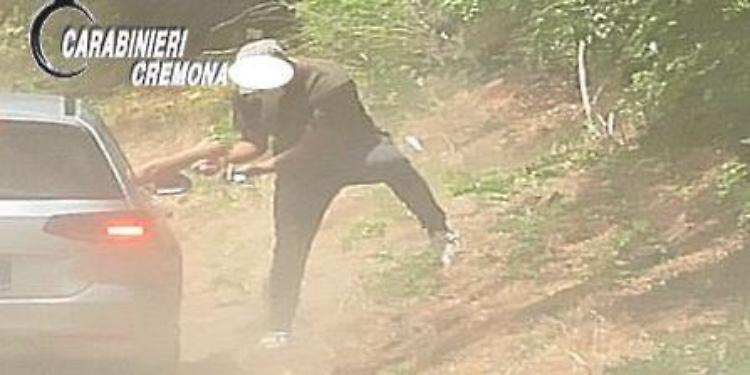 «Supermercato» della droga. Cento clienti già identificati