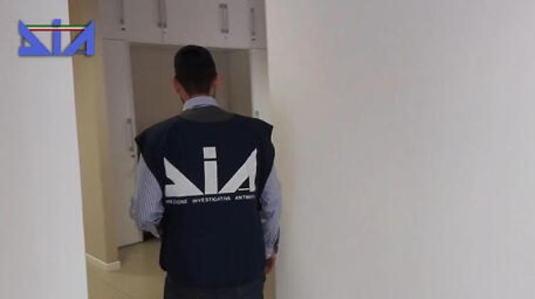 'Ndrangheta fa affari sul padel, sequestrati 8 campi. Operazione Dia Milano