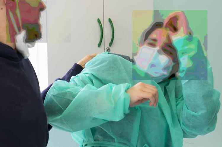 Aggredisce e ferisce infermiera in servizio, denunciato per lesioni personali e minacce