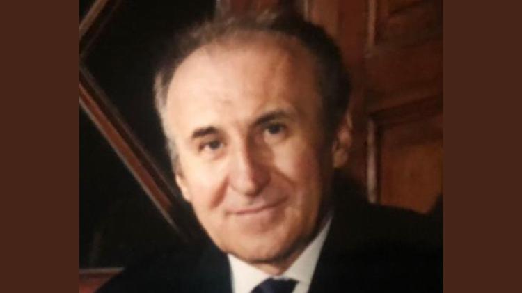 Addio al professor Carnevali, scuola in lutto