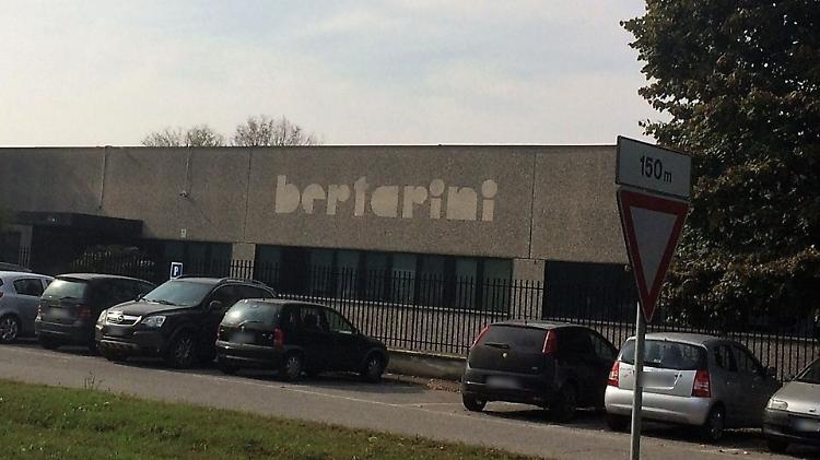 Caso Bertarini: l’azienda resta in silenzio, i sindacati in prefettura