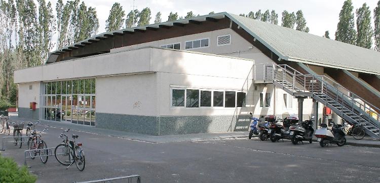 Bocciodromo, bar-ristorante ancora chiuso: «Offerte errate, tutto da rifare»