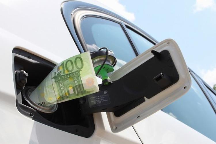 Carburanti: in A21 il gasolio fra i più cari d’Italia