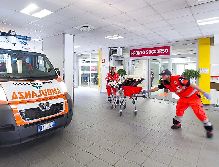 Pronto soccorso, 100 euro al mese in più ai sanitari