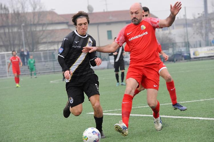 Calcio, la striscia positiva del Crema si ferma contro il Lentigione