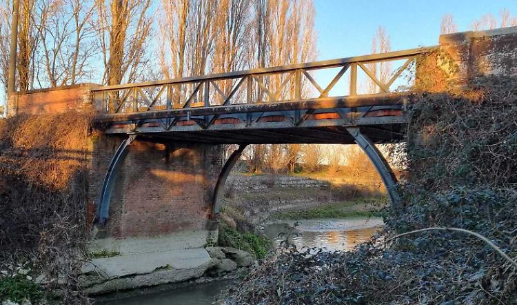 Mezzo milione per il ponte sul canale Delmona