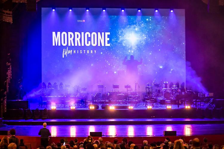 Stage 11 presenta: "Tributo a Morricone film history"