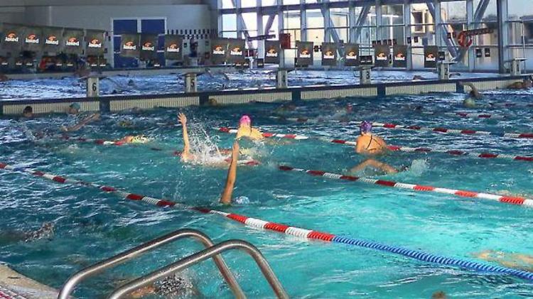 Piscina al gelo, la protesta degli utenti: «Inaccettabile»