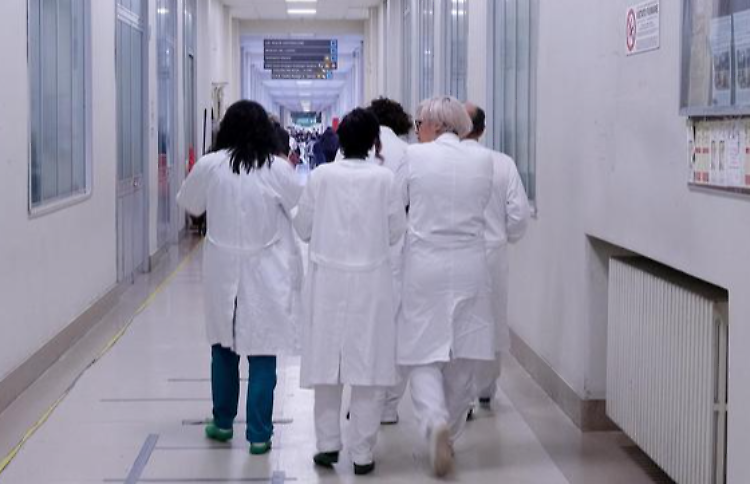 Braccio di ferro: «Ridateci il centro salvavita»
