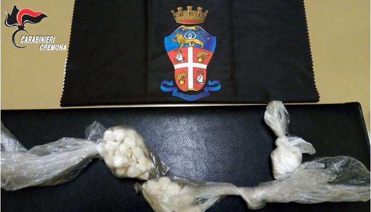 Beccato con 52 dosi di cocaina, arresto 28enne 