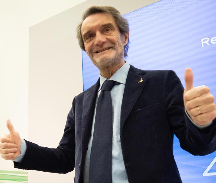 Bertolaso verso la Sanità. E Sgarbi si ‘auto-candida’