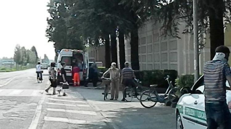 Furti al cimitero, anziana derubata