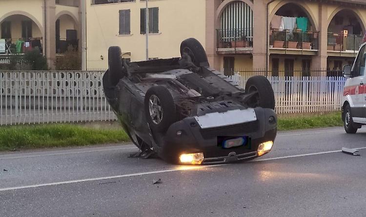 Scontro sulla Serenissima, ferita bimba di 5 anni in auto con la mamma. Grave un 64enne