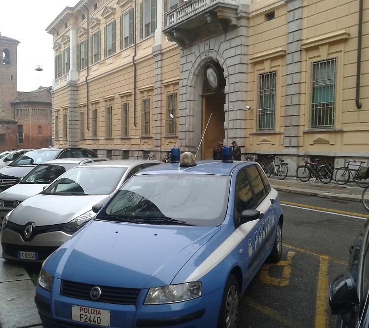 Truffa da 64mila euro, spolpati i risparmi di un pensionato