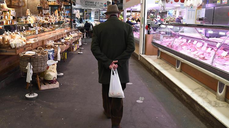 Confcommercio lancia l'Sos: «L’economia frena»