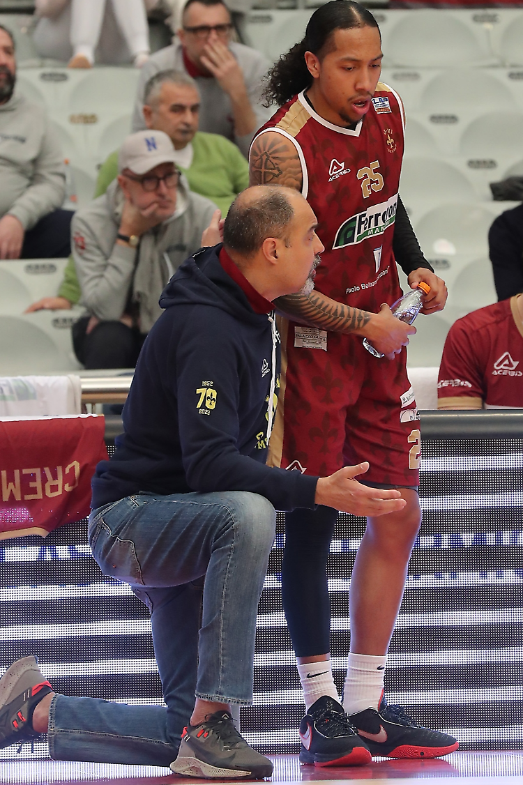 Basket, finale super: la Juvi sbanca Ravenna